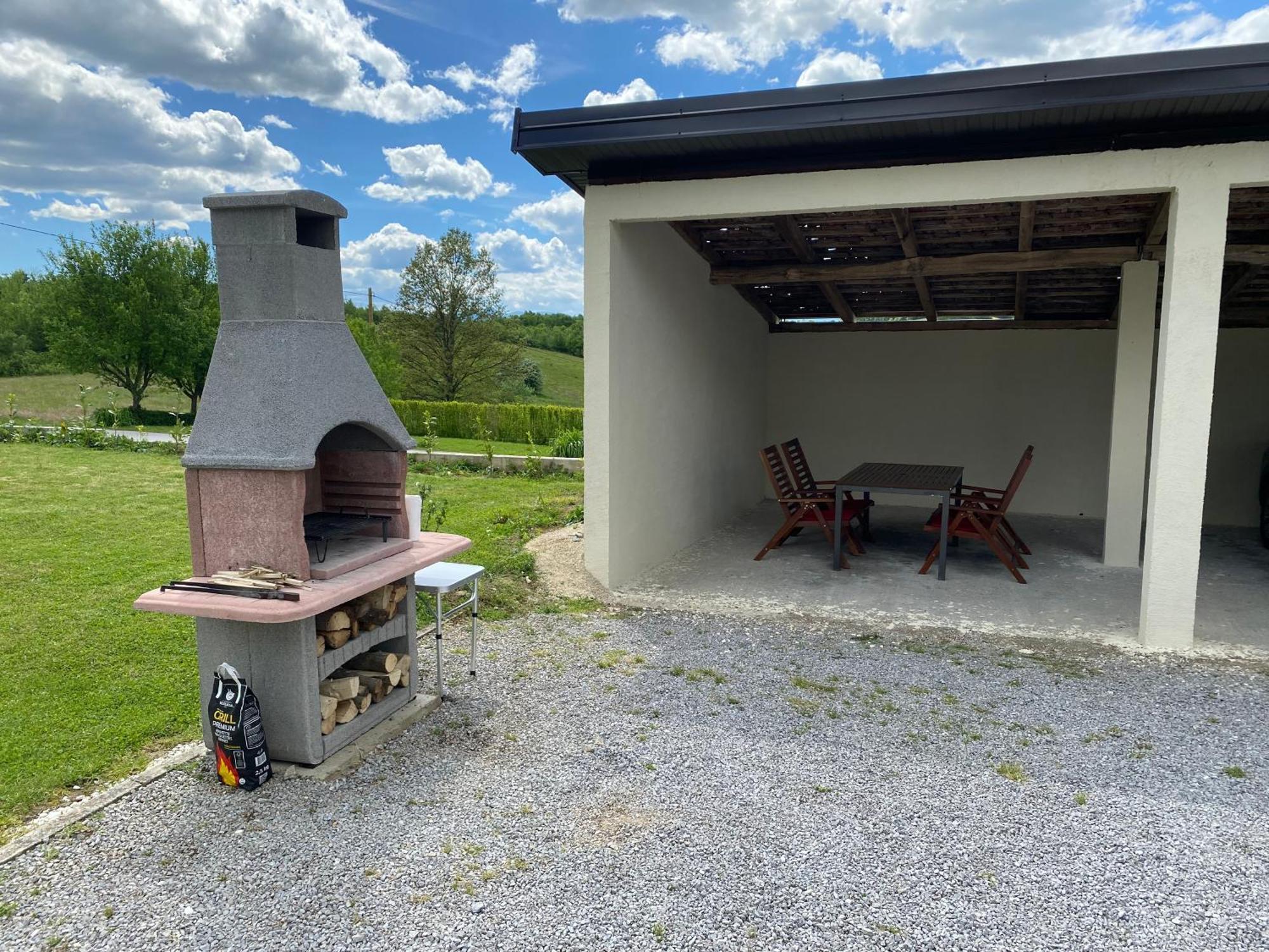 Kuca Za Odmor Tarik Villa Cazin Eksteriør billede